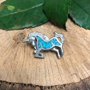 Turquoise unicorn pin
